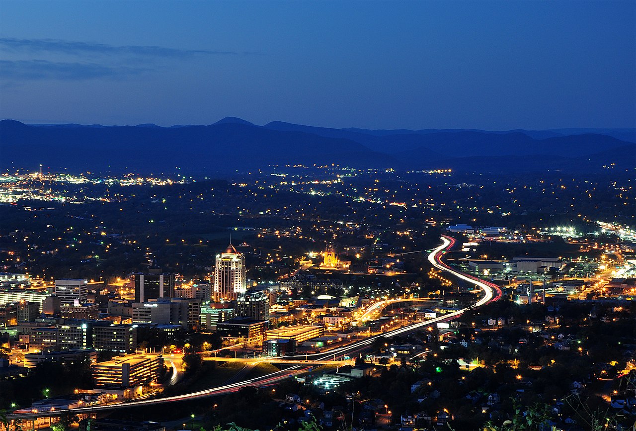 Roanoke, Virginia seen from Mill Mountain at dusk